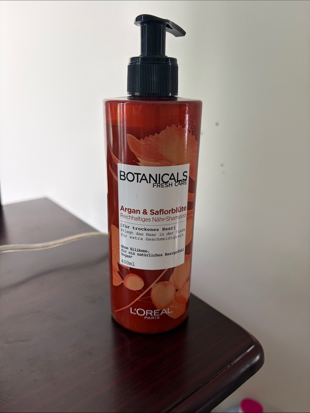 L'Oreal Botanicals Argan & Safflower Shampoo - Orange Brown Bottle
